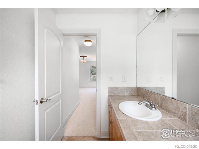 5086 Fox Sparrow Road