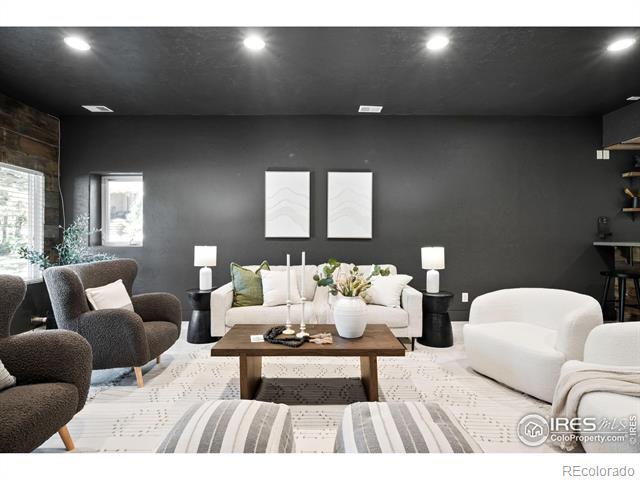 5086 Fox Sparrow Road