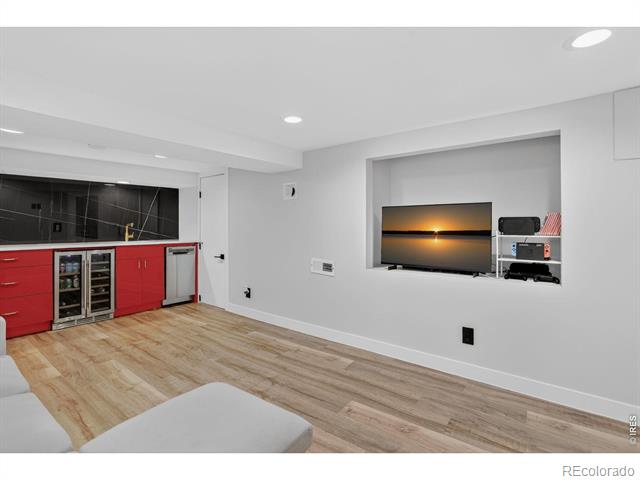 3735 Navajo Street