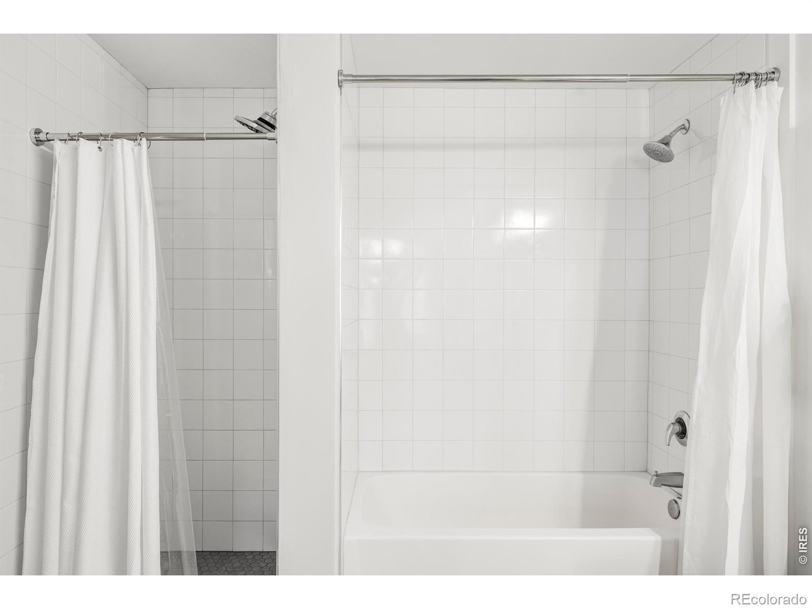 1950 N Logan Street Unit: 1013