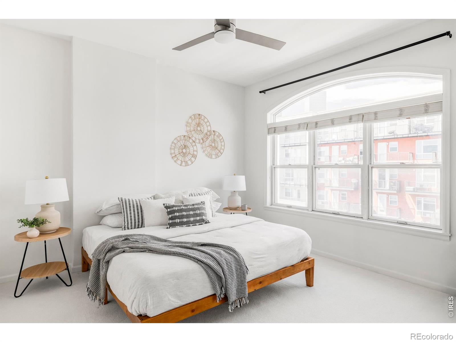 1950 N Logan Street Unit: 1013