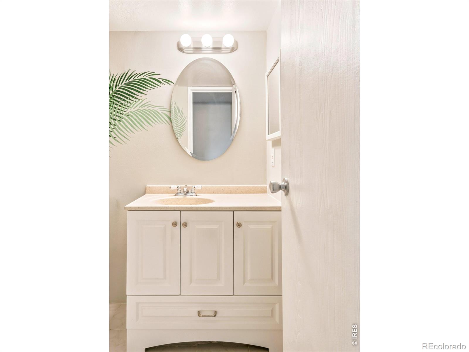 380 Zang Street Unit: 6-304