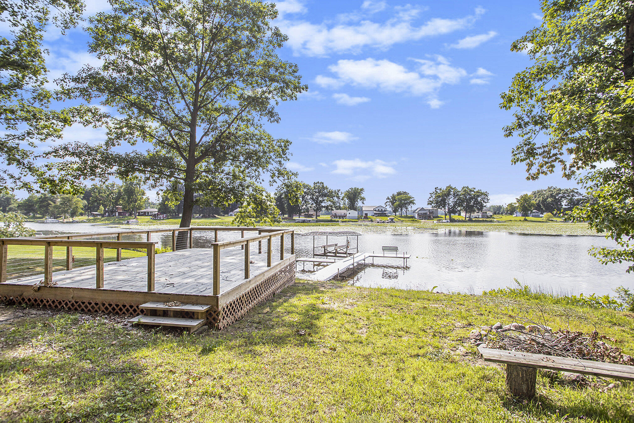 59105 Lakeshore Drive