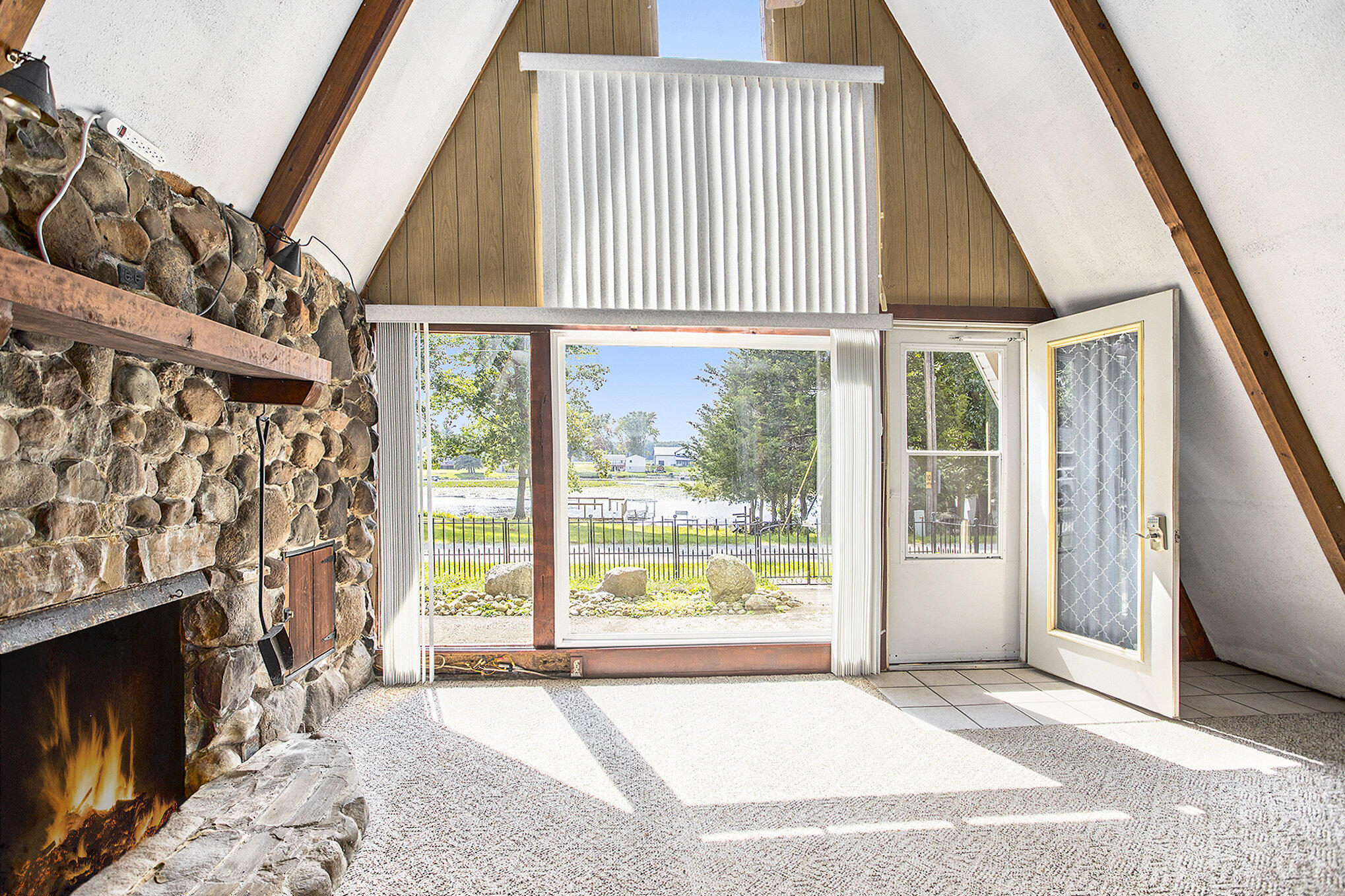 59105 Lakeshore Drive