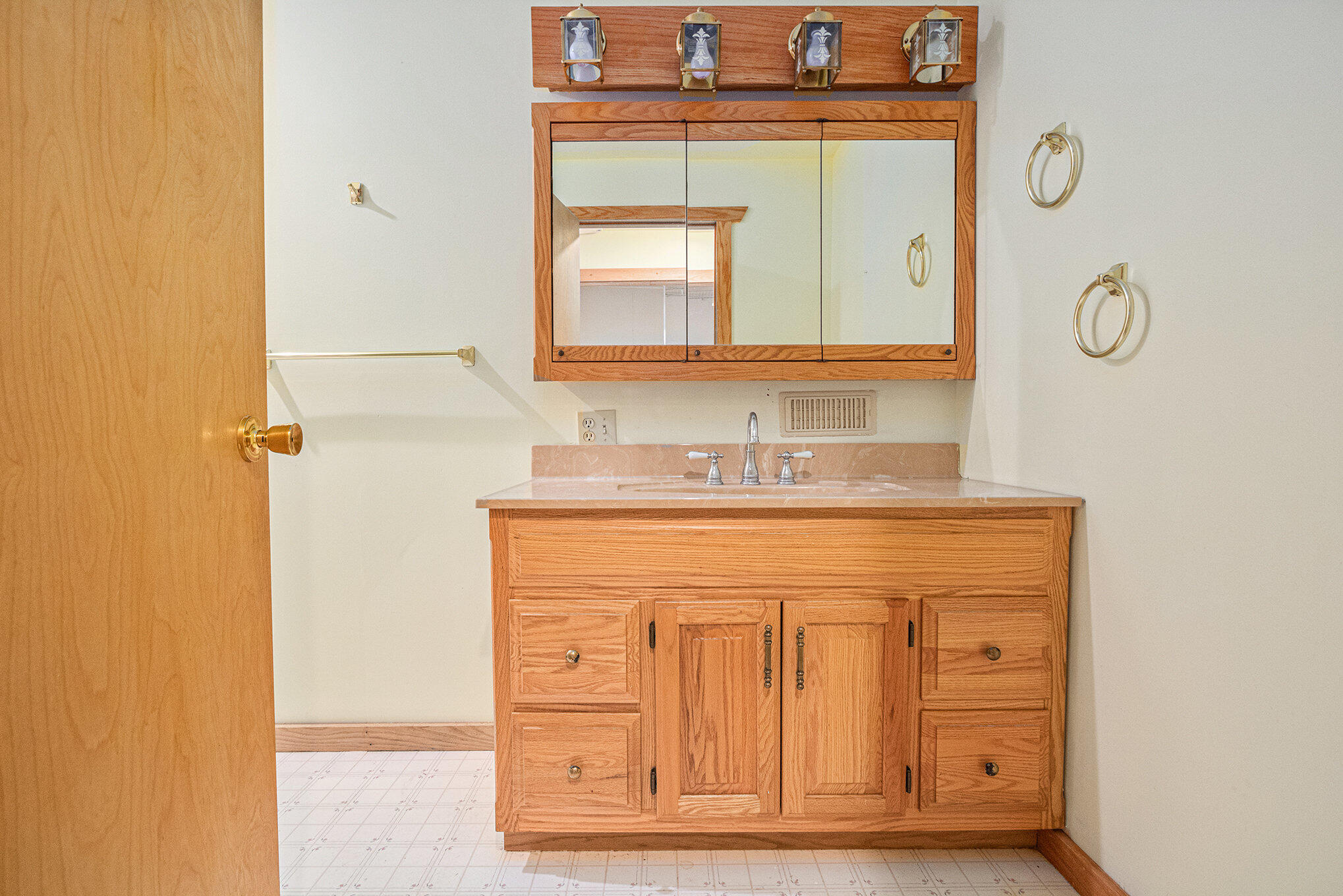 4426 E Tudor Road