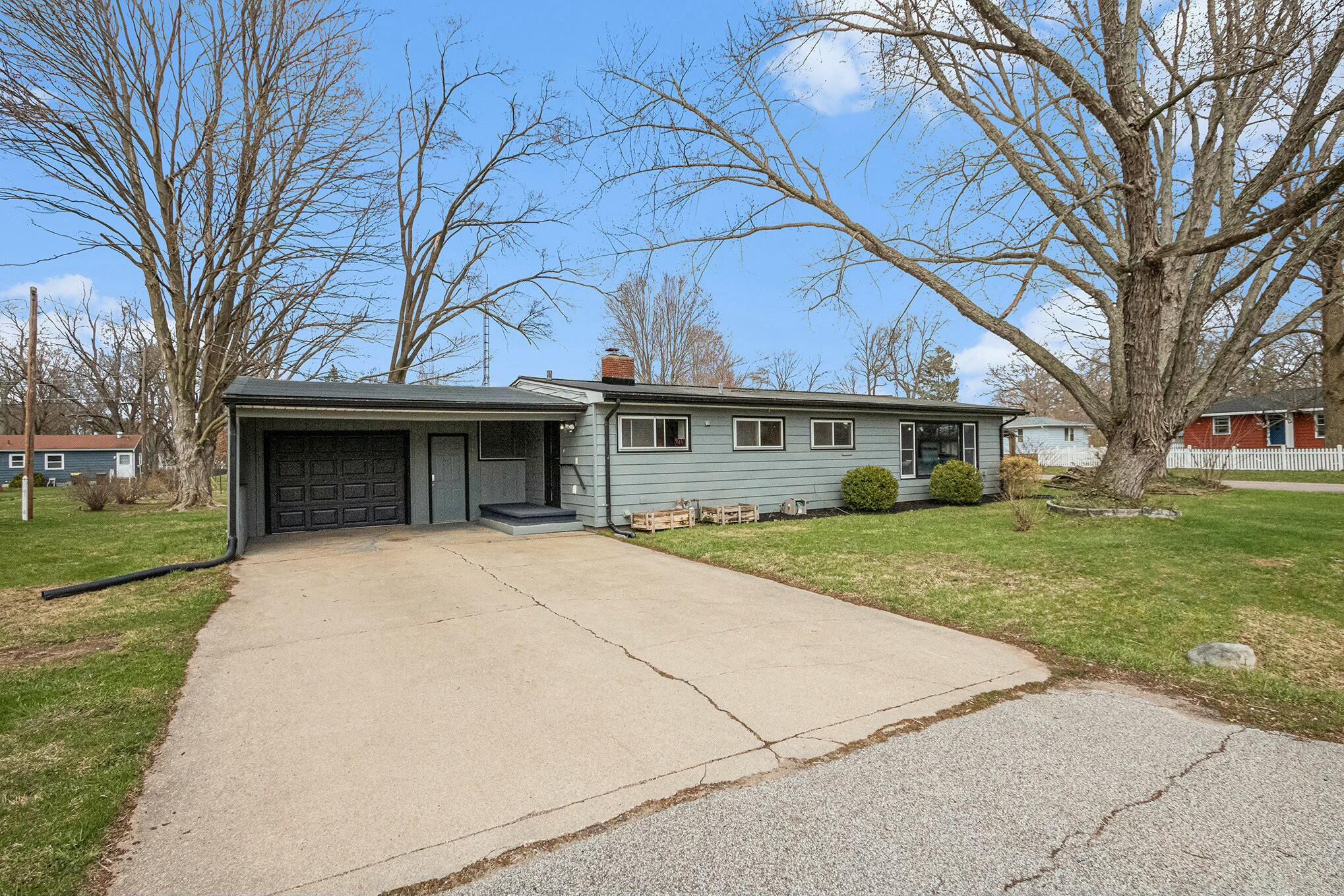 513 Krohn Avenue
