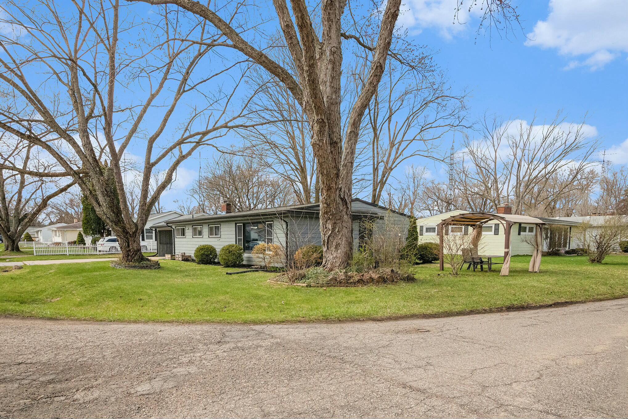 513 Krohn Avenue