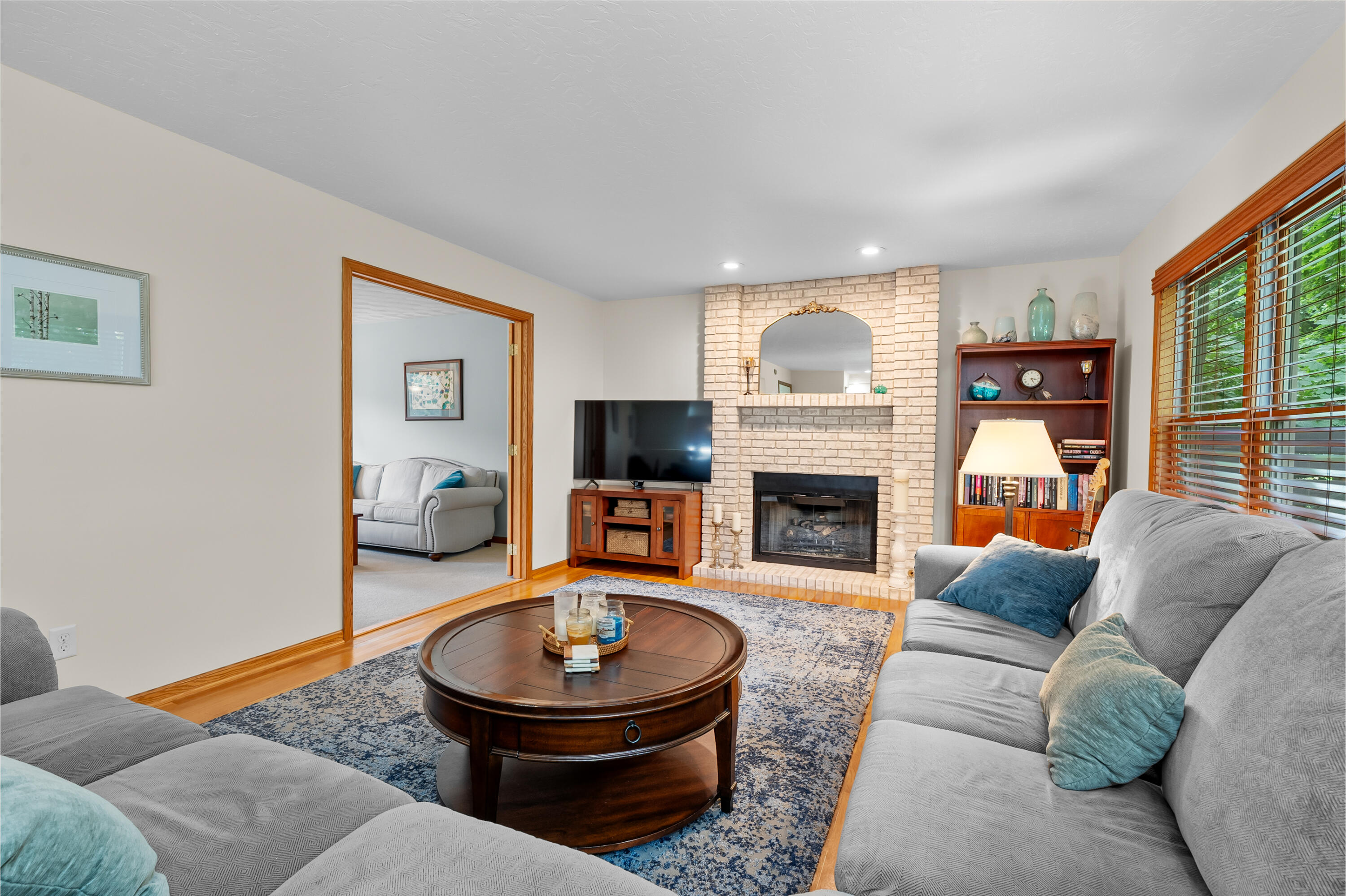 11200 Delmar