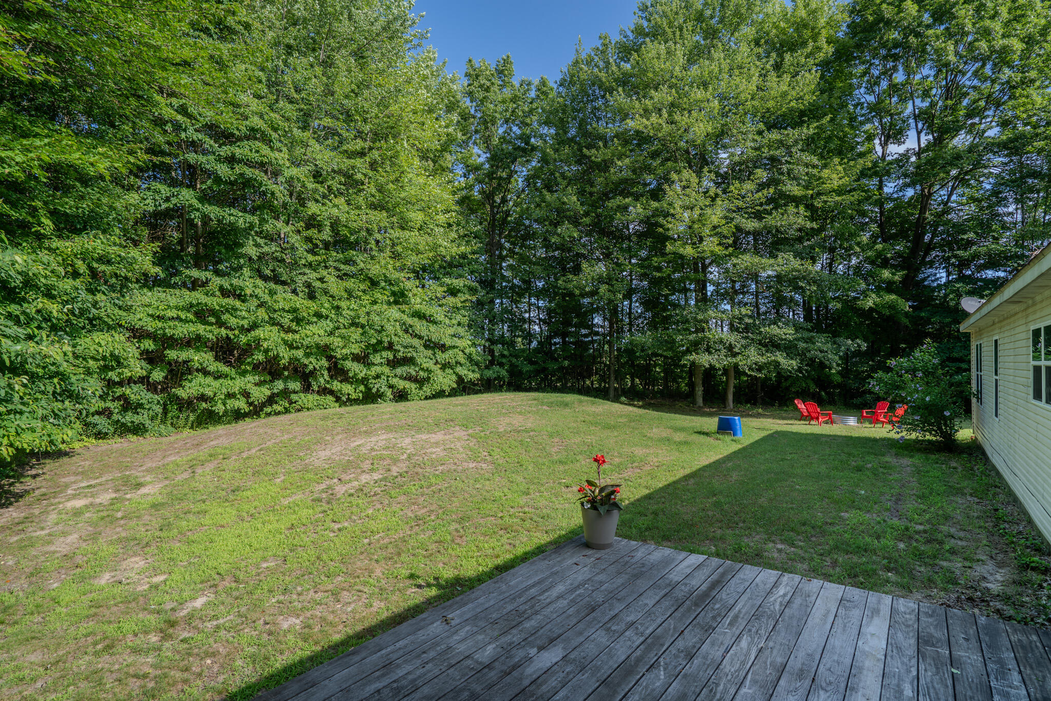 8908 County Road 215