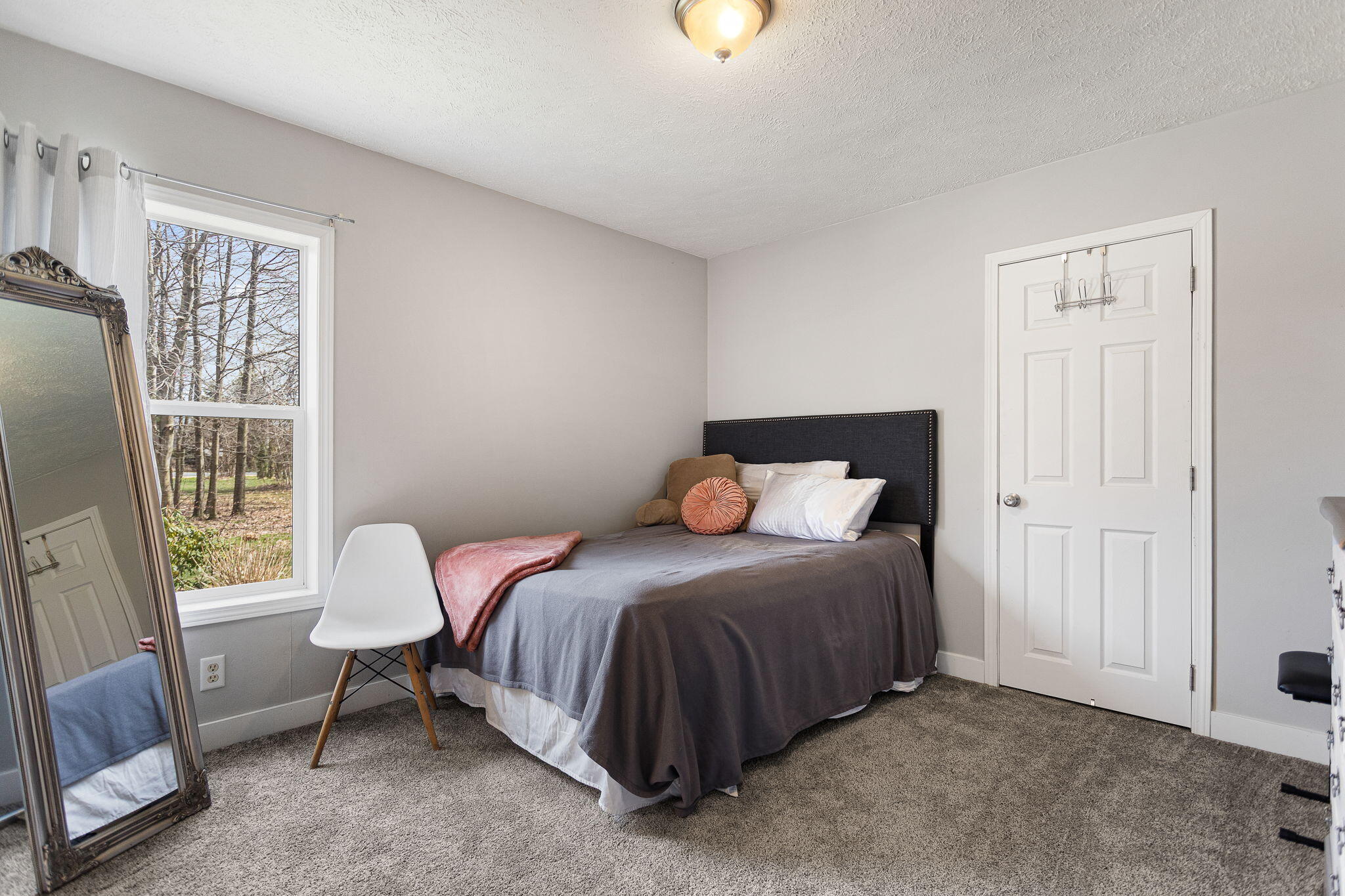 8908 County Road 215