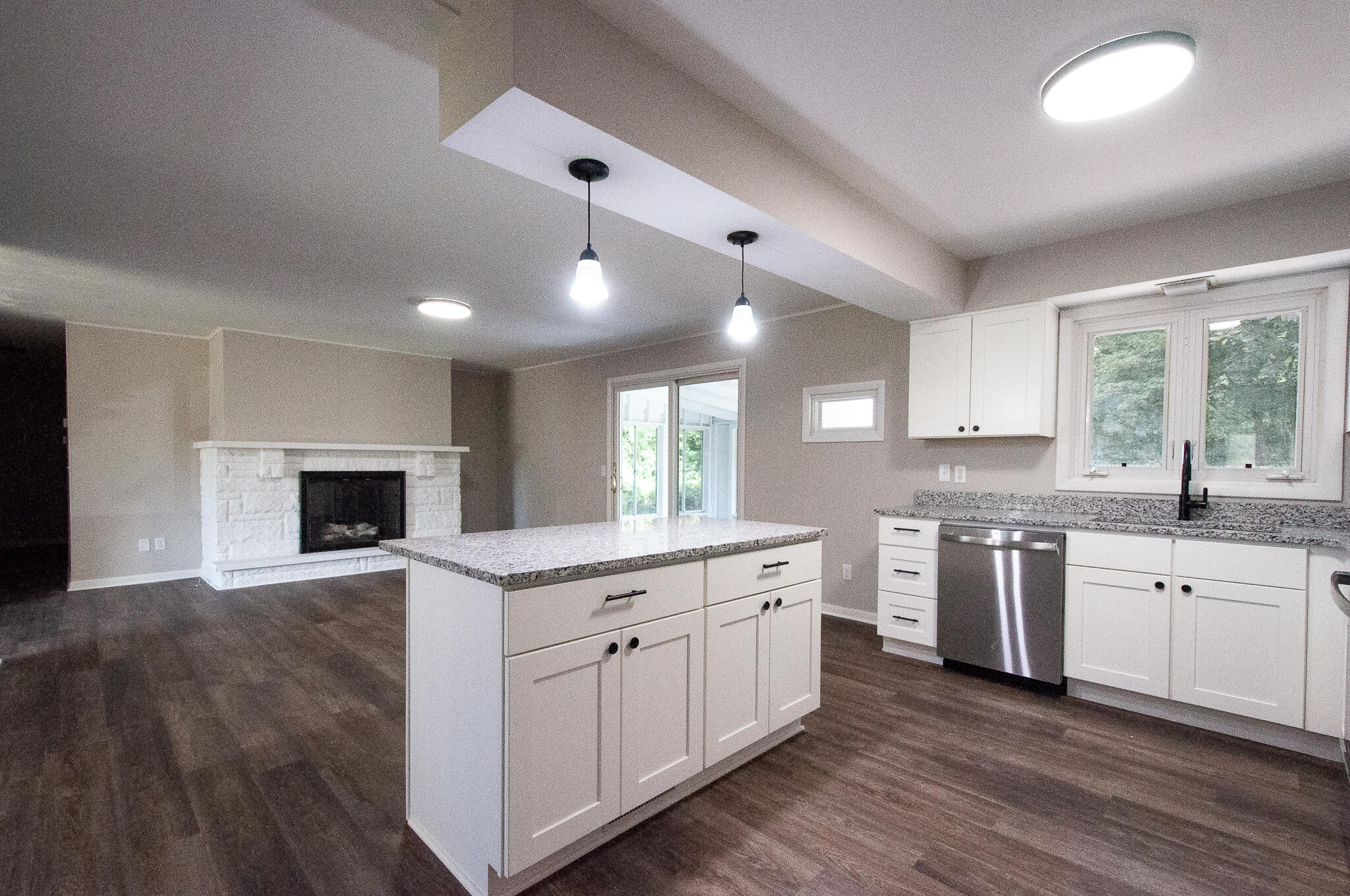 15494 Coon Hollow Road