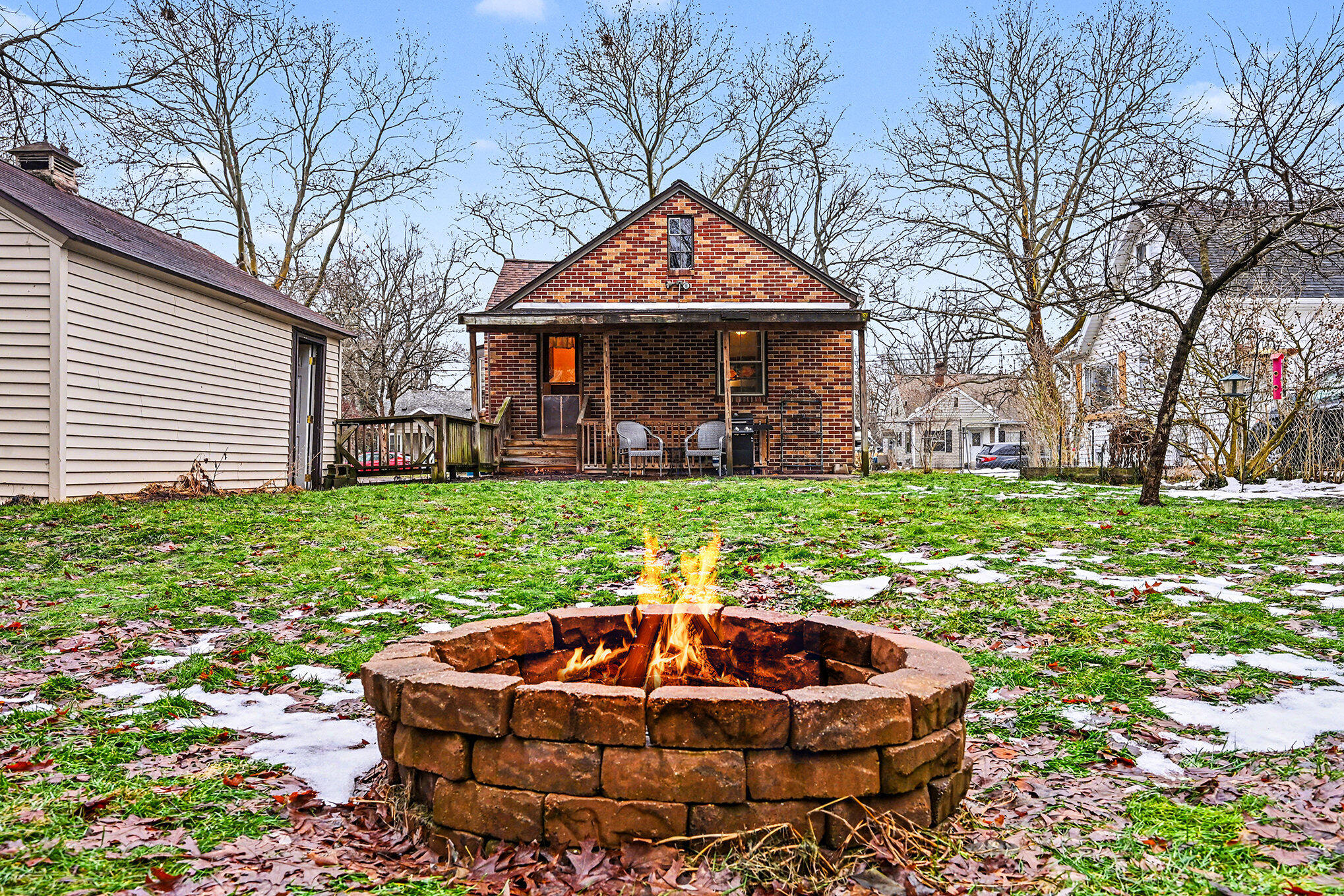 1221 Cambridge Drive
