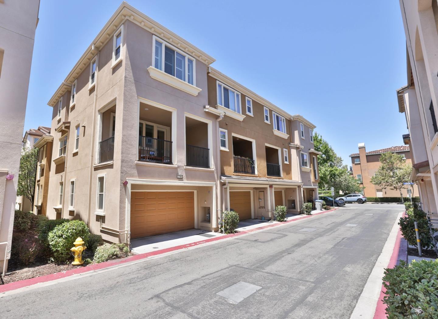2786 Ferrara Circle
