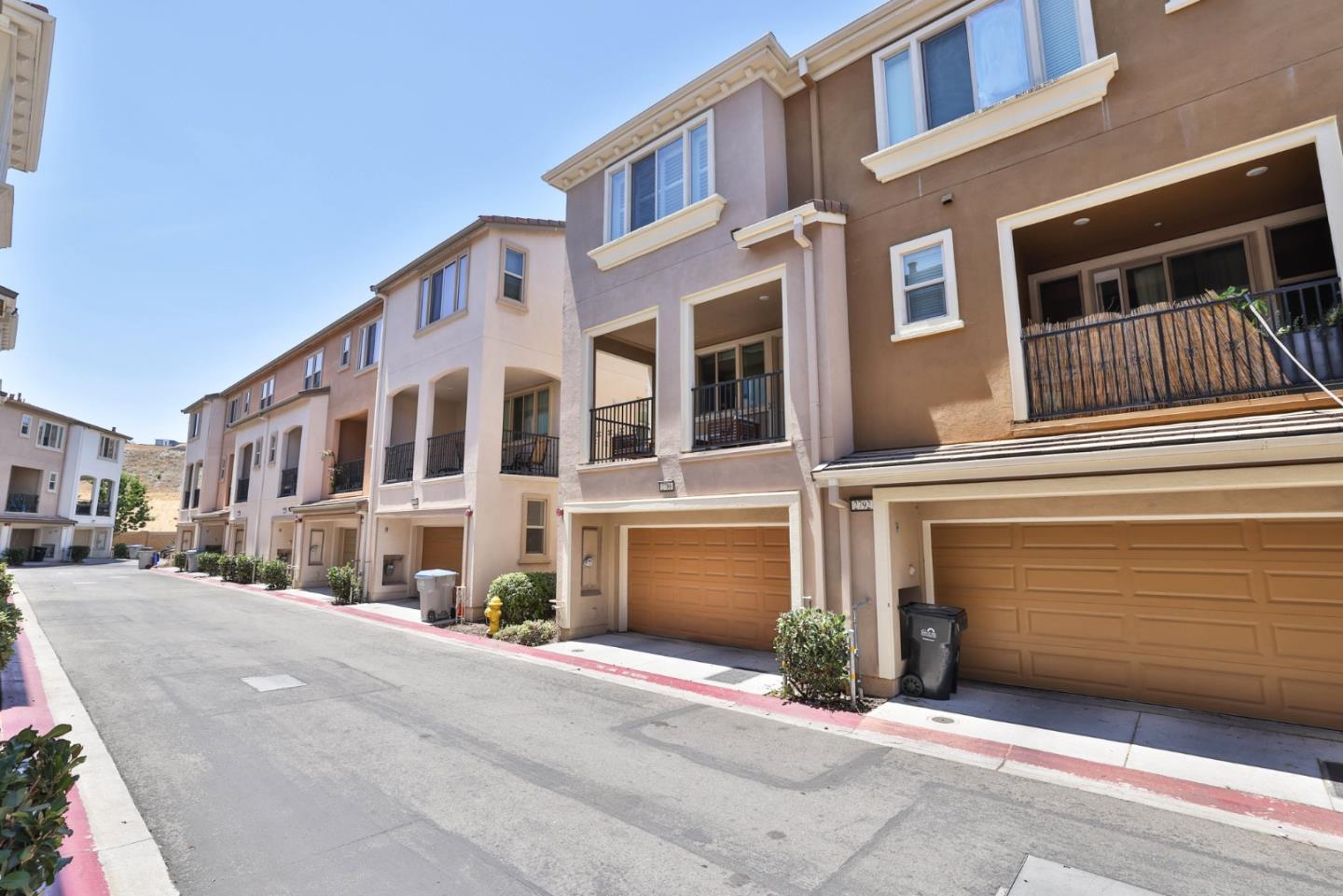 2786 Ferrara Circle