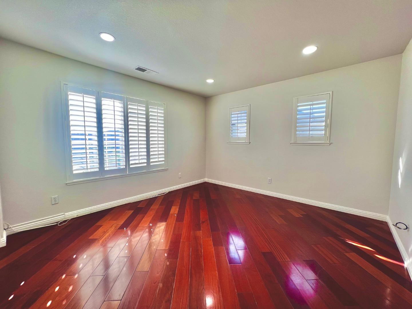 1623 Sawgrass Drive