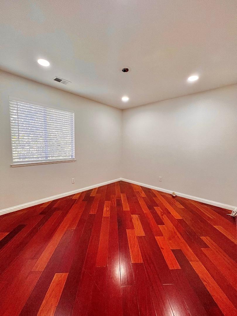 1623 Sawgrass Drive
