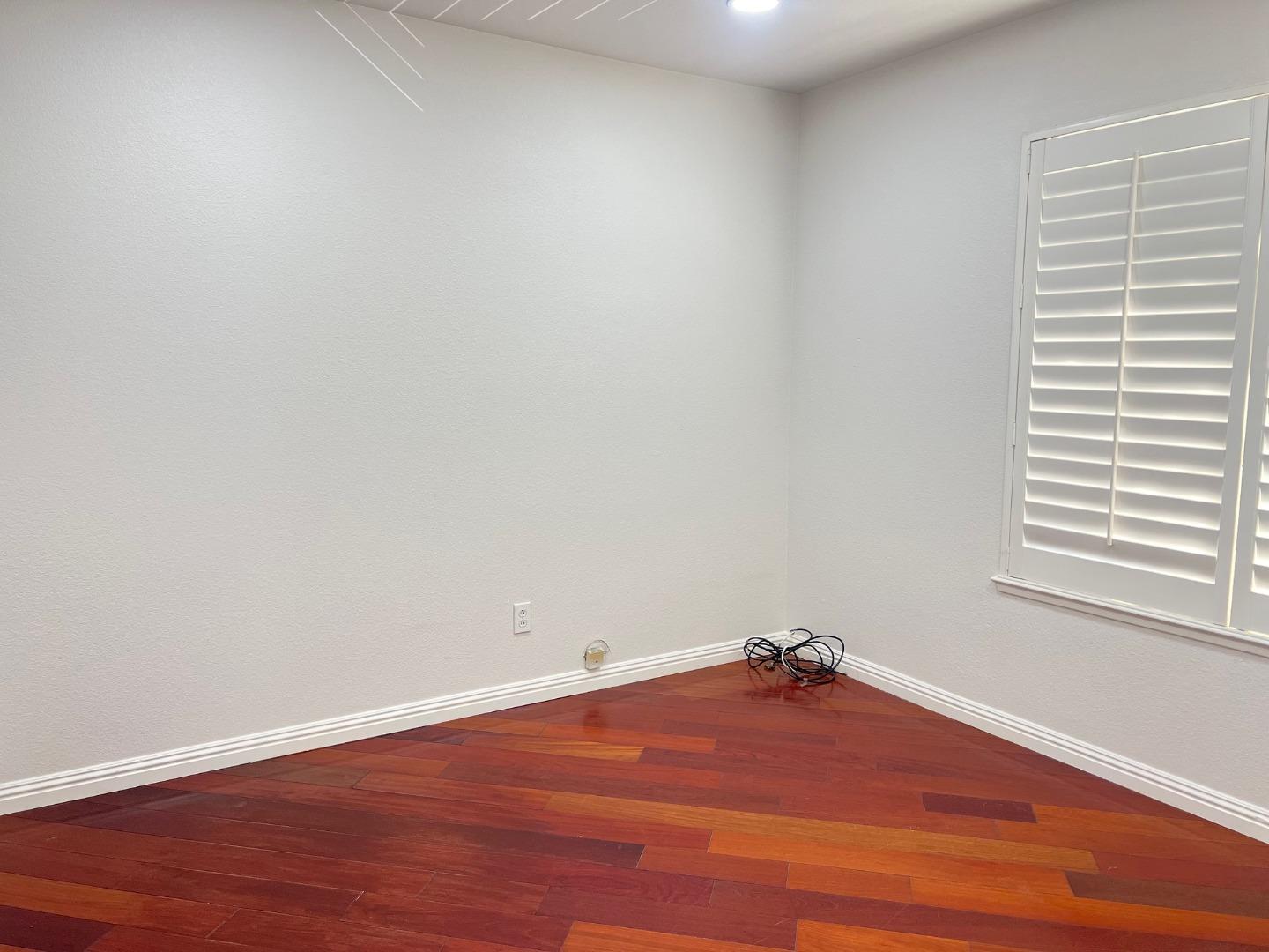 1623 Sawgrass Drive
