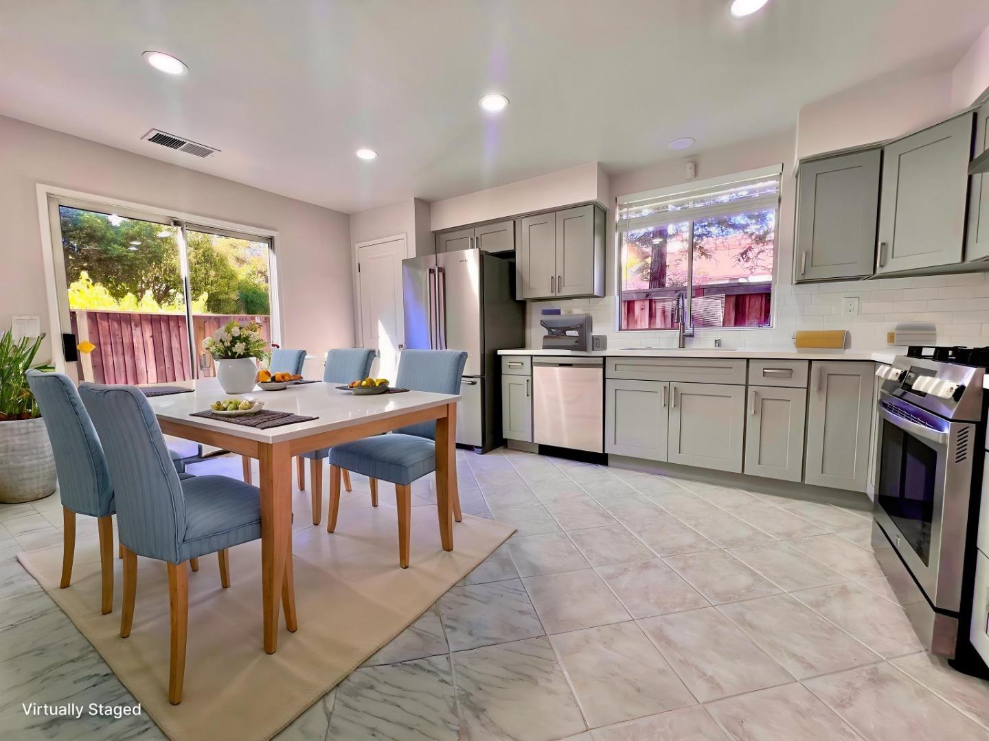 1623 Sawgrass Drive