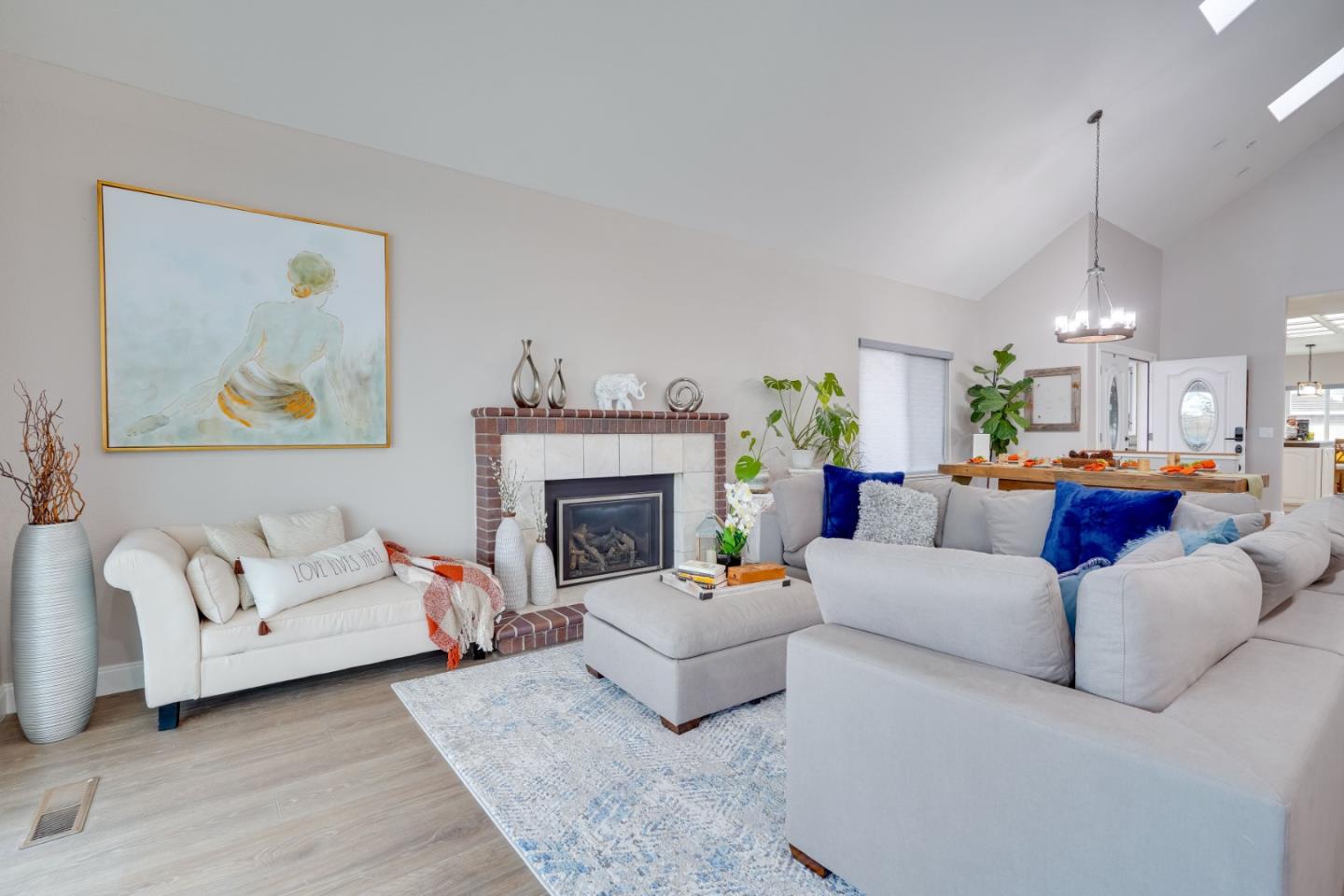 1944 Windward Point