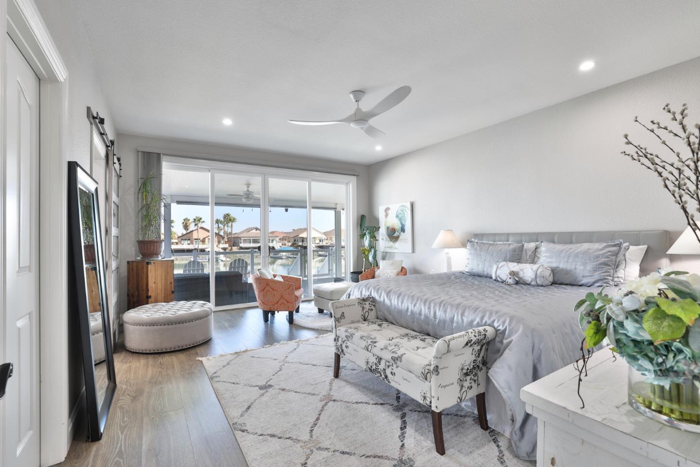1944 Windward Point