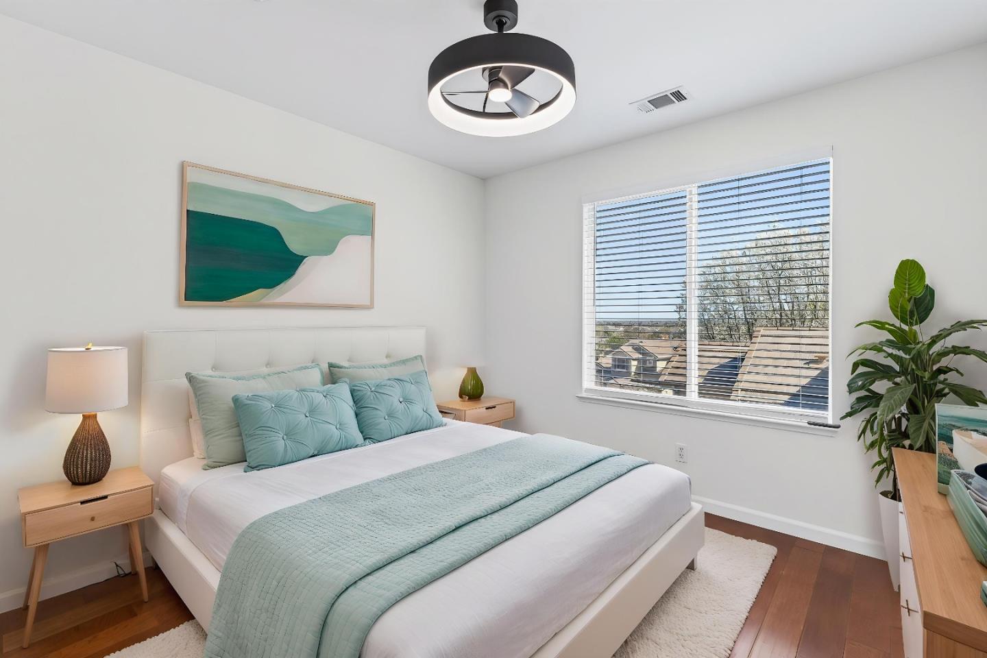 2498 Turnberry Court