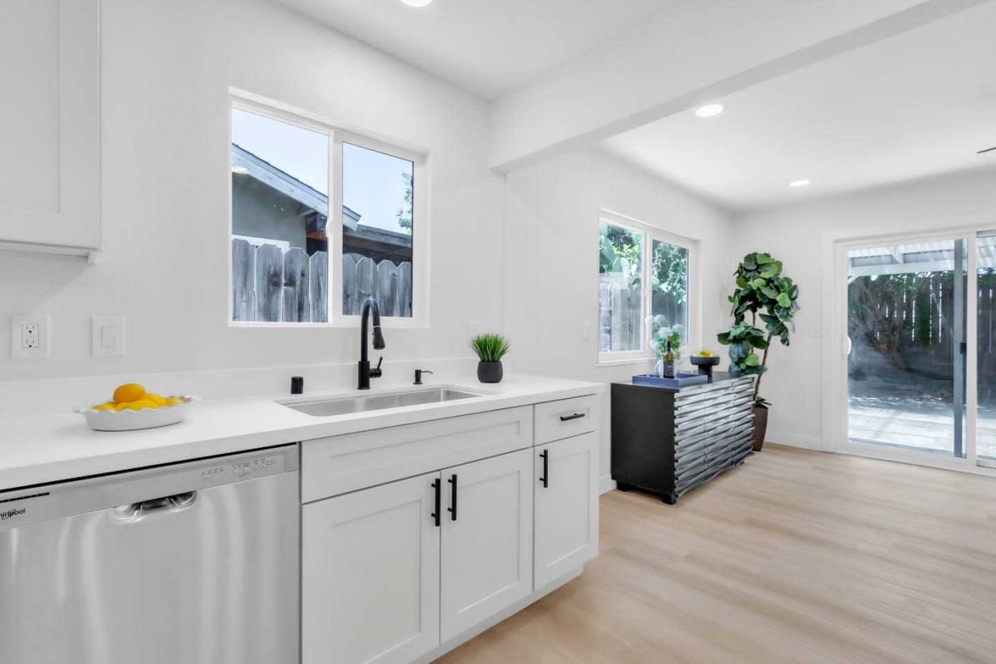 4245 Houndsbrook Way