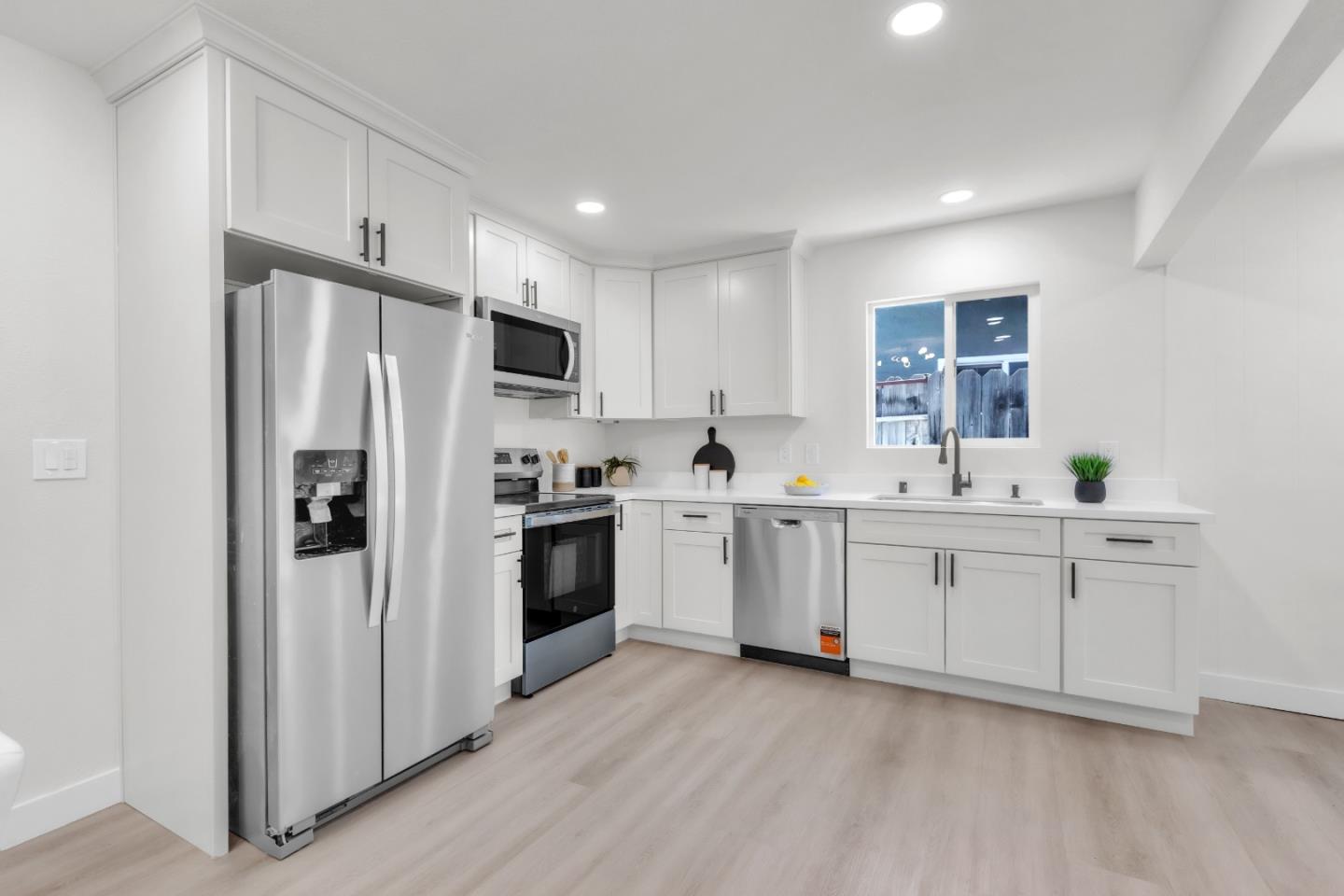 4245 Houndsbrook Way