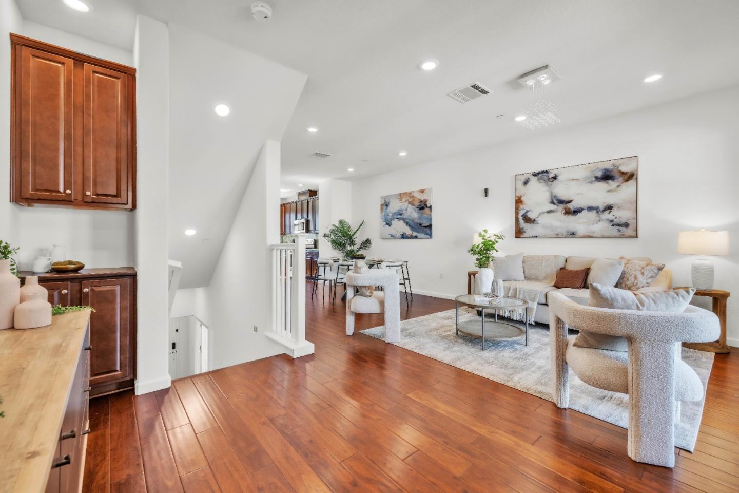 2757 Ferrara CIR