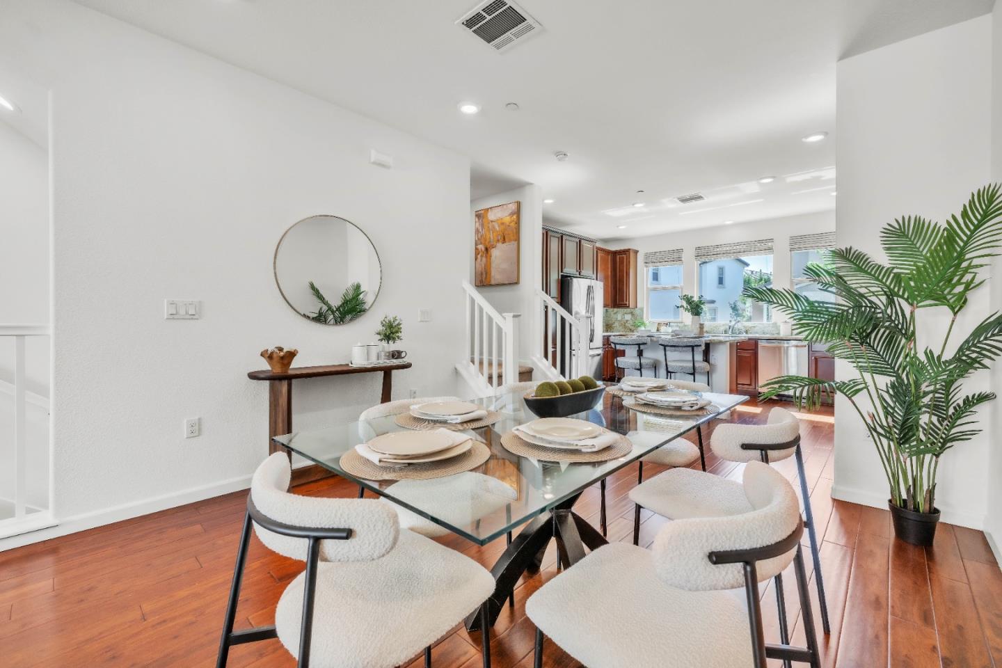 2757 Ferrara CIR