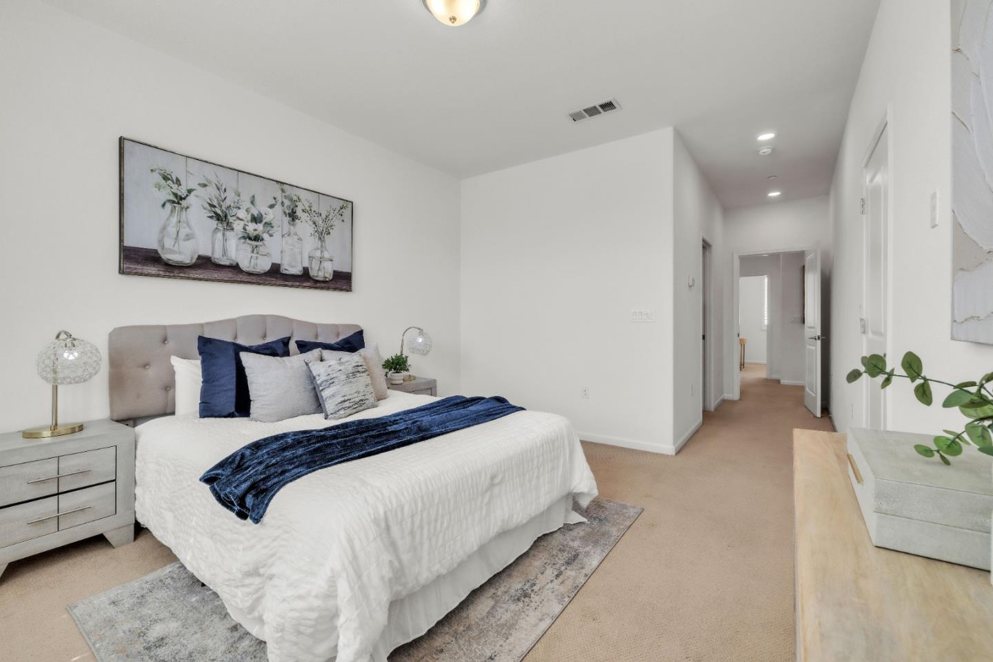 2757 Ferrara CIR