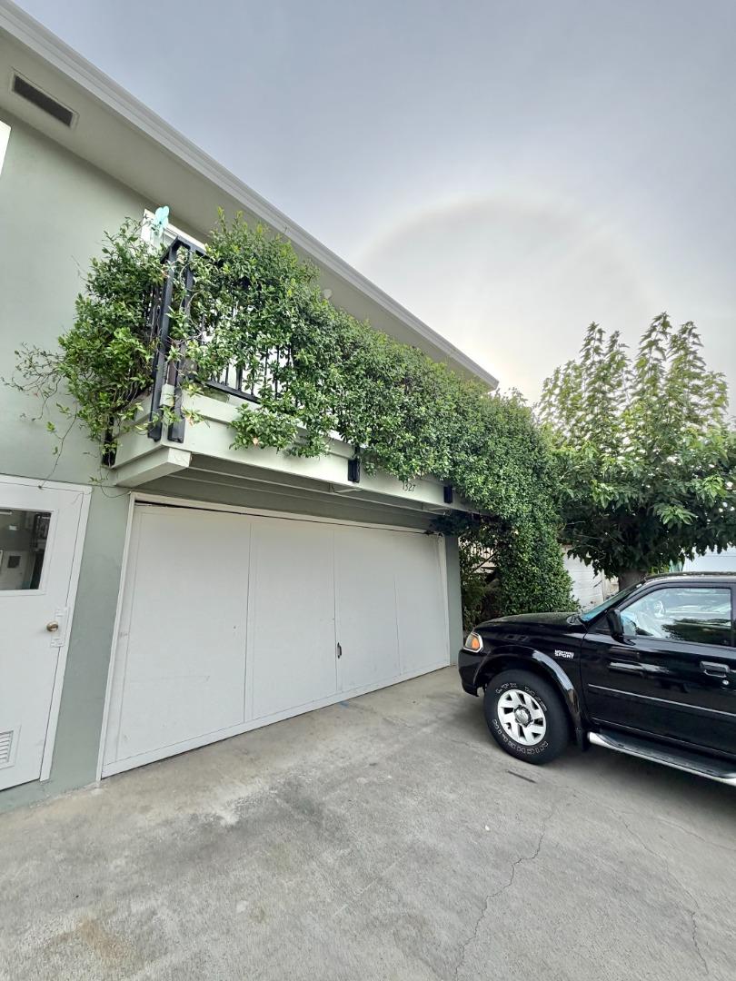 1327 Scossa AVE 4