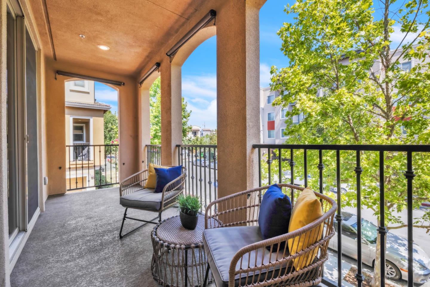 2799 Montecito Vista WAY
