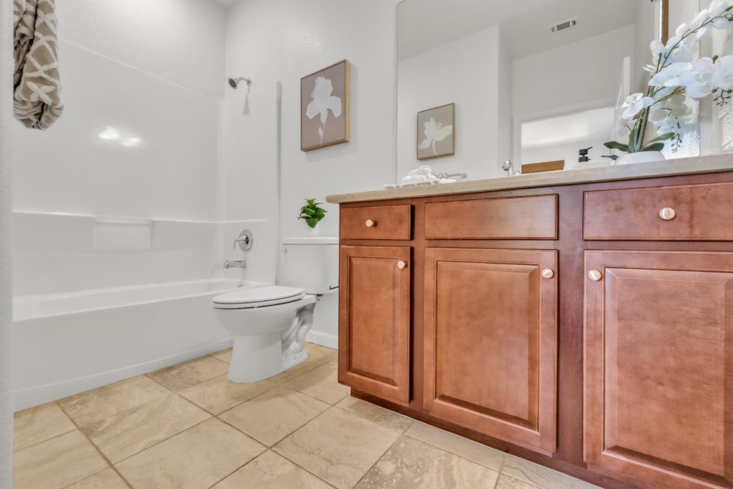 2799 Montecito Vista WAY