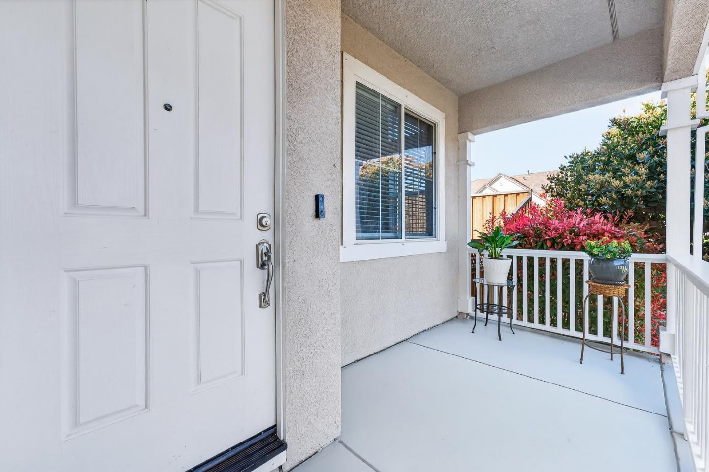 2498 Turnberry CT
