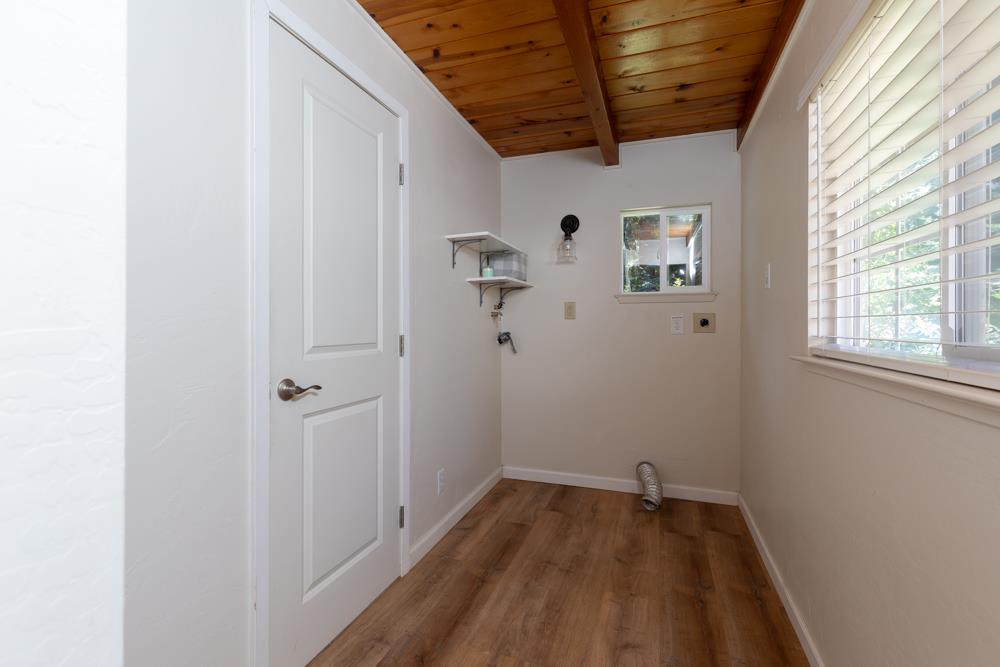250 Brackney RD