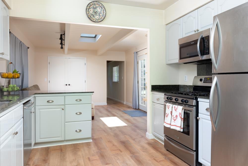 250 Brackney RD