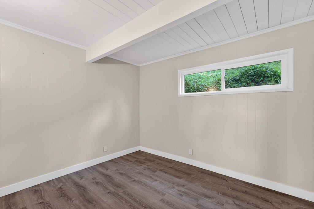 704 Encino DR
