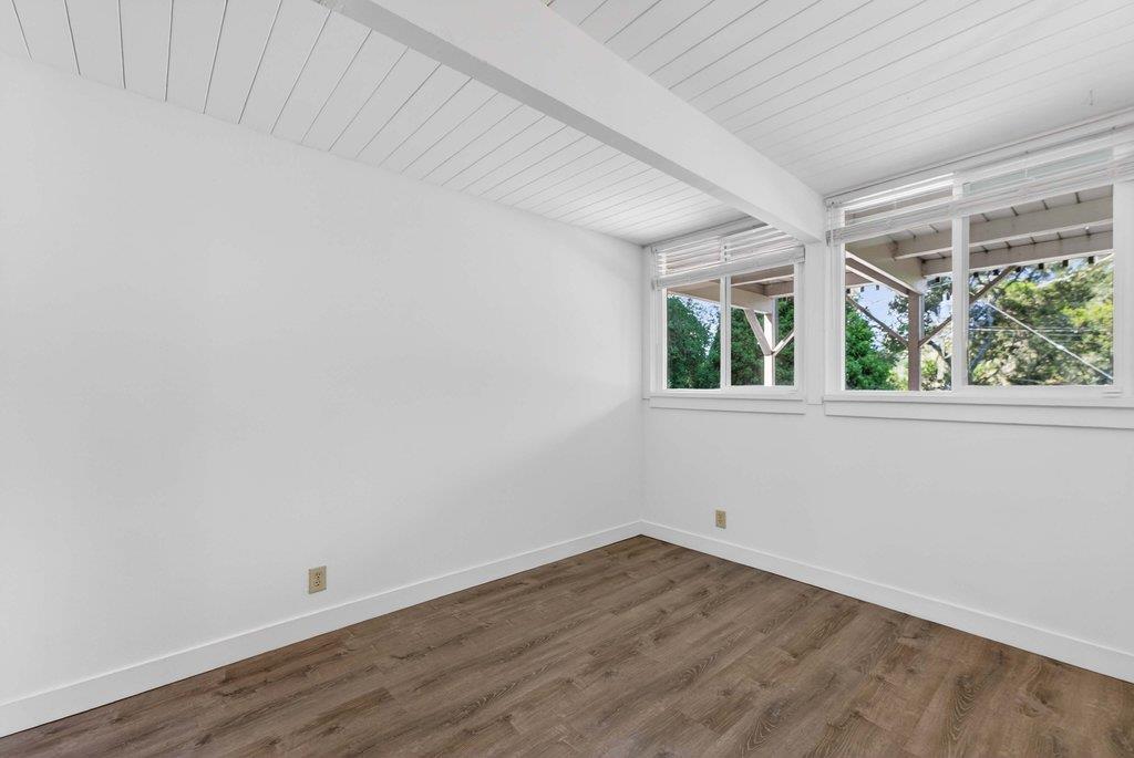 704 Encino DR