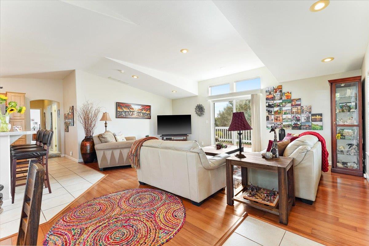 2395 Delaware AVE 1