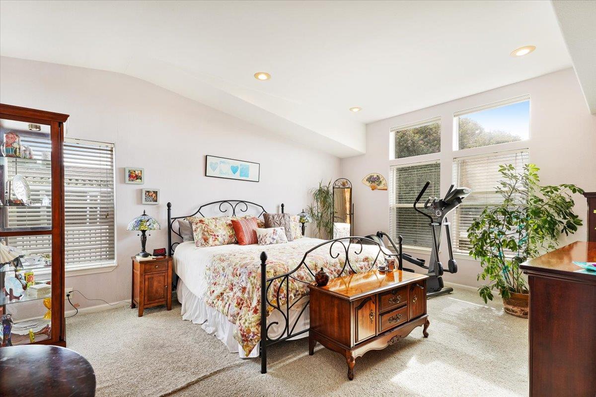 2395 Delaware AVE 1