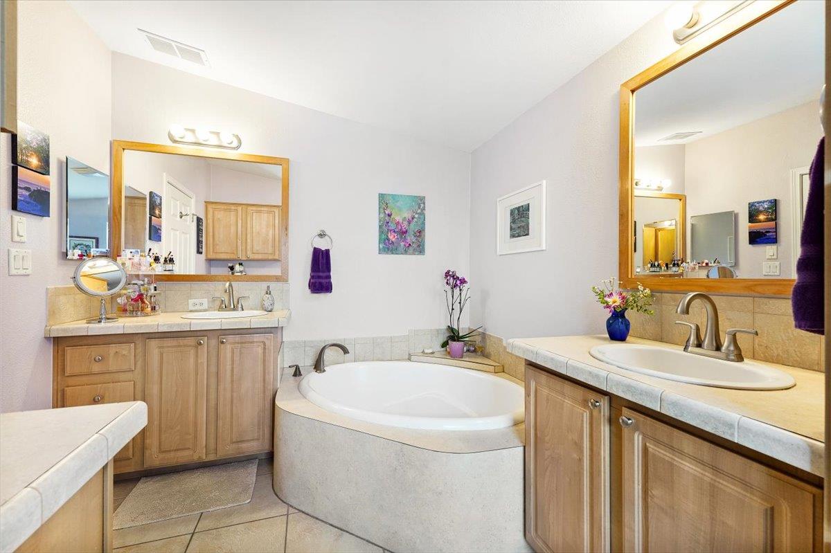 2395 Delaware AVE 1