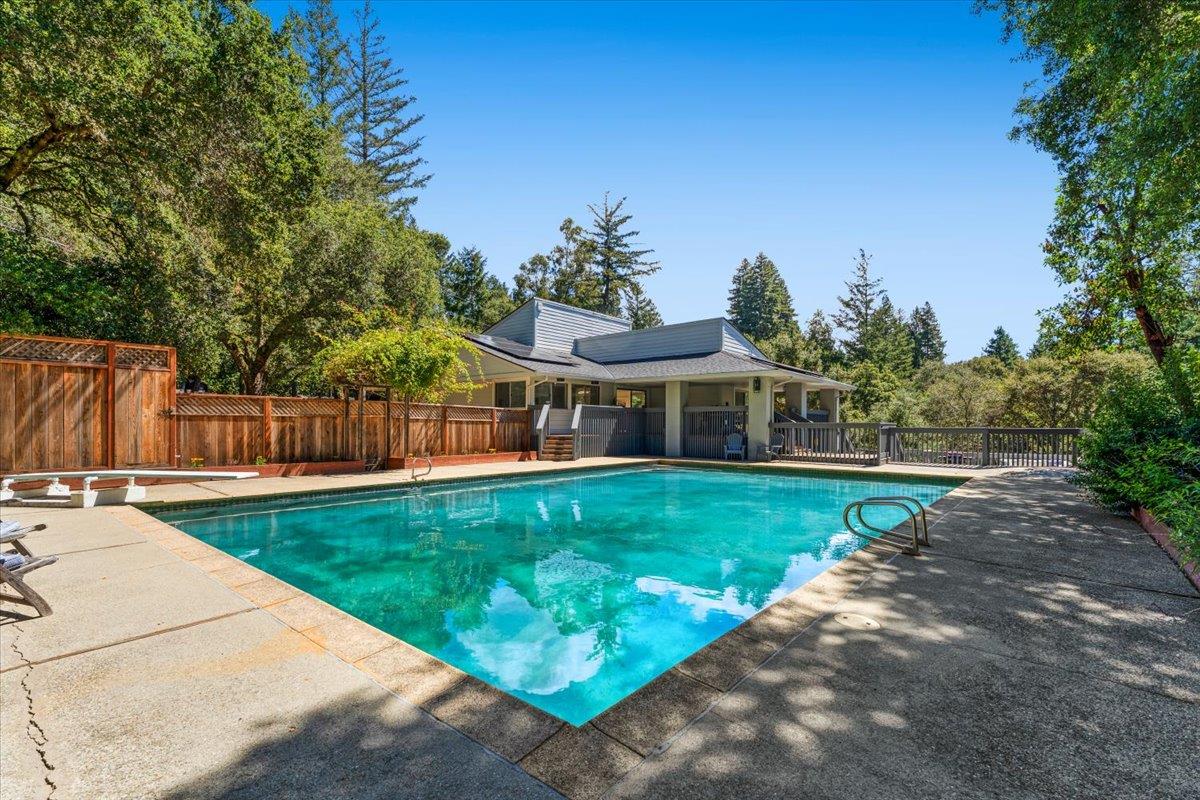 188 Kelly LN