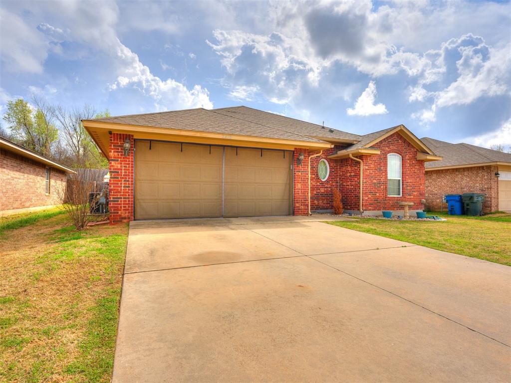 2412 Apple Way