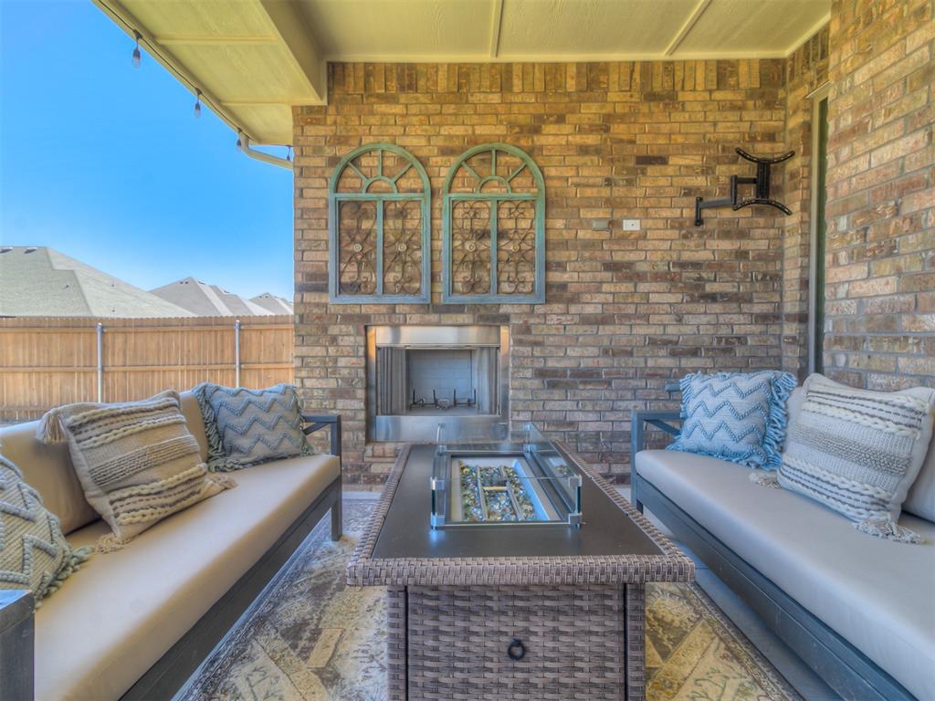 11824 Loren Brook Lane