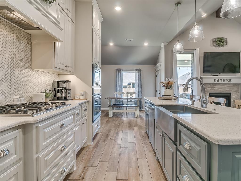 11824 Loren Brook Lane