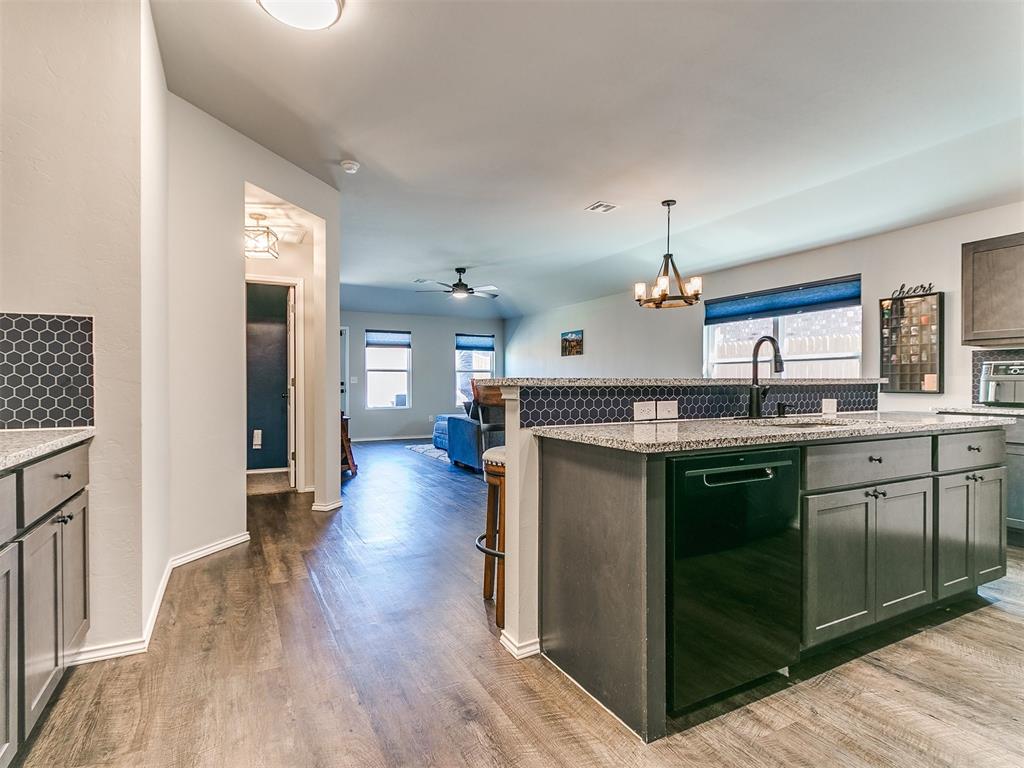 10004 Blue Wing Trail