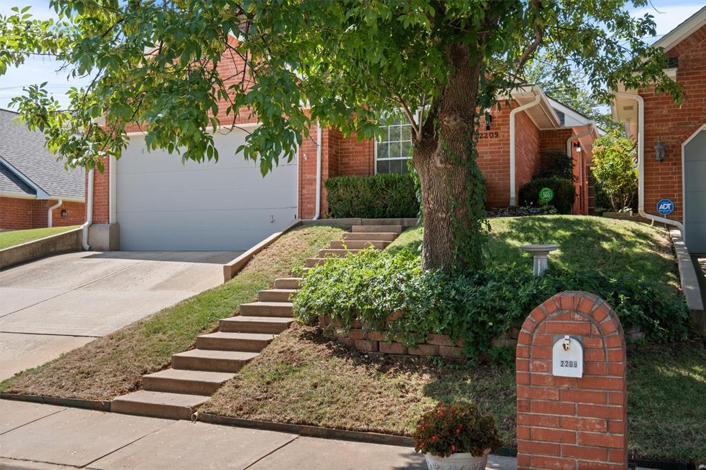 2209 Rustic Creek Terrace