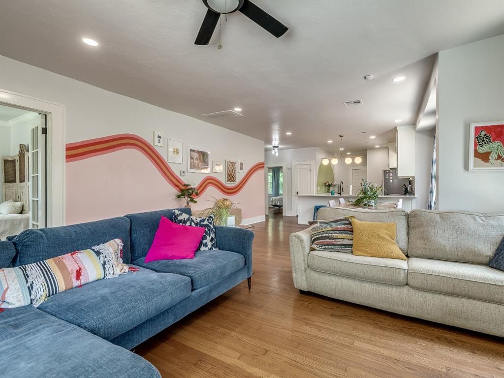 1216 NW 33rd Street