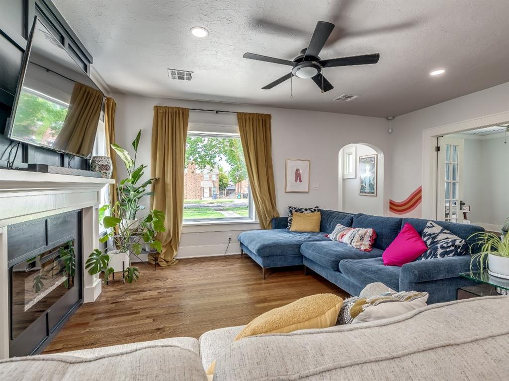 1216 NW 33rd Street
