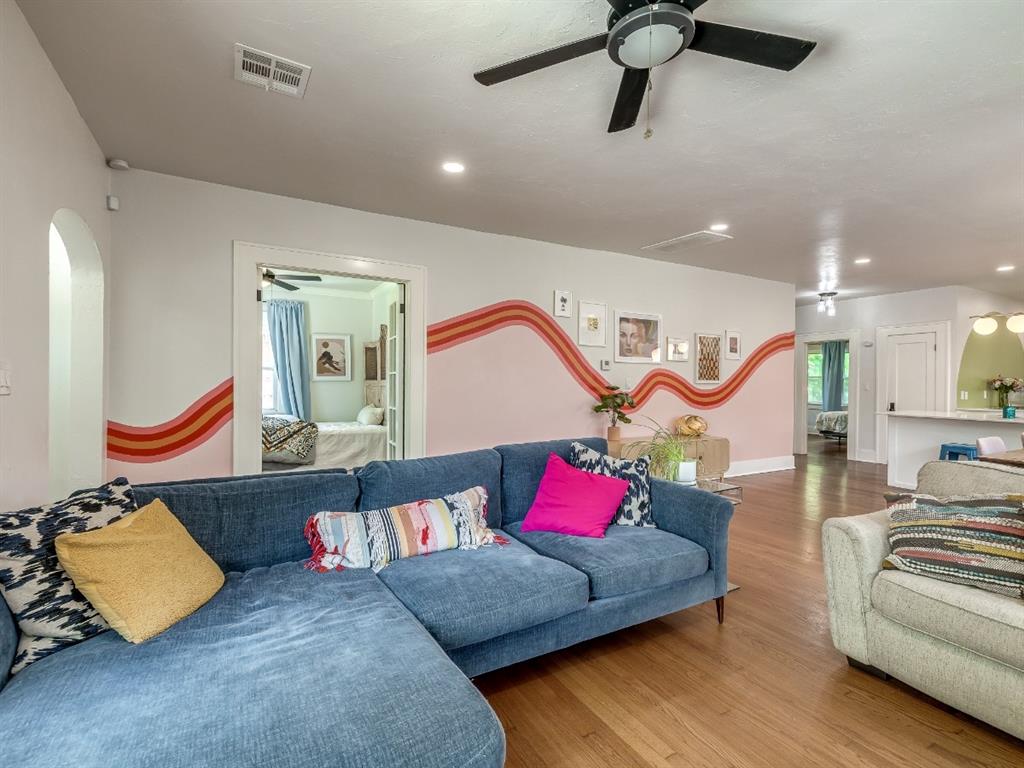 1216 NW 33rd Street